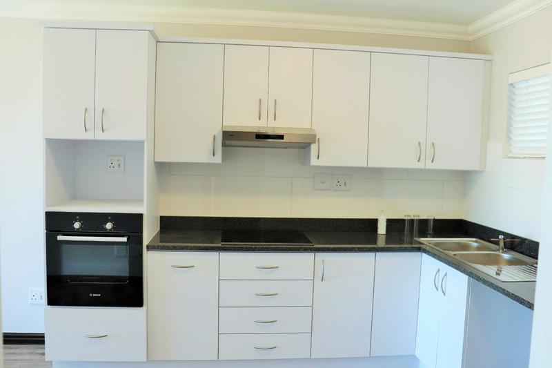 2 Bedroom Property for Sale in Buhrein Western Cape